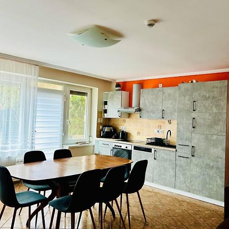 Villa Rose Vip Apartman à Hajdúszoboszló Extérieur photo